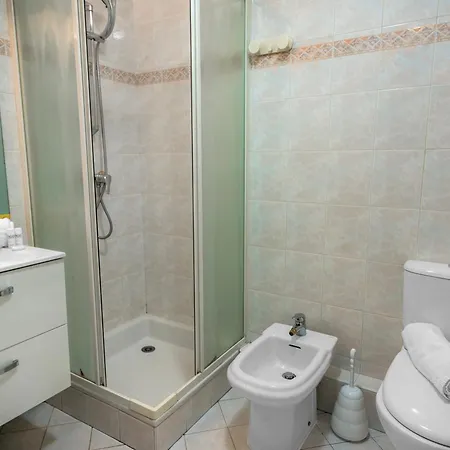 Eden Palace 3 - Happy