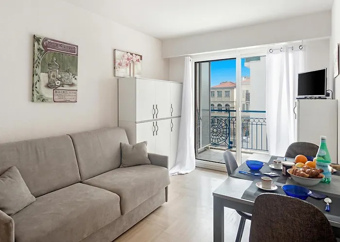 Eden Palace 3 - Happy Apartment