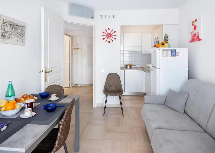 Eden Palace 3 - Happy Apartment *